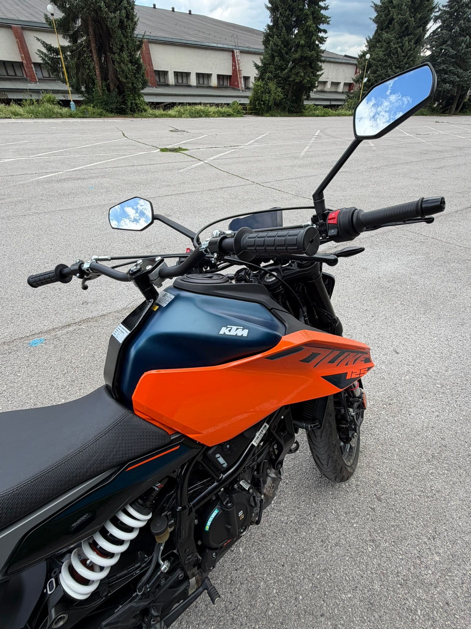 KTM Duke 125 - obrázok 8