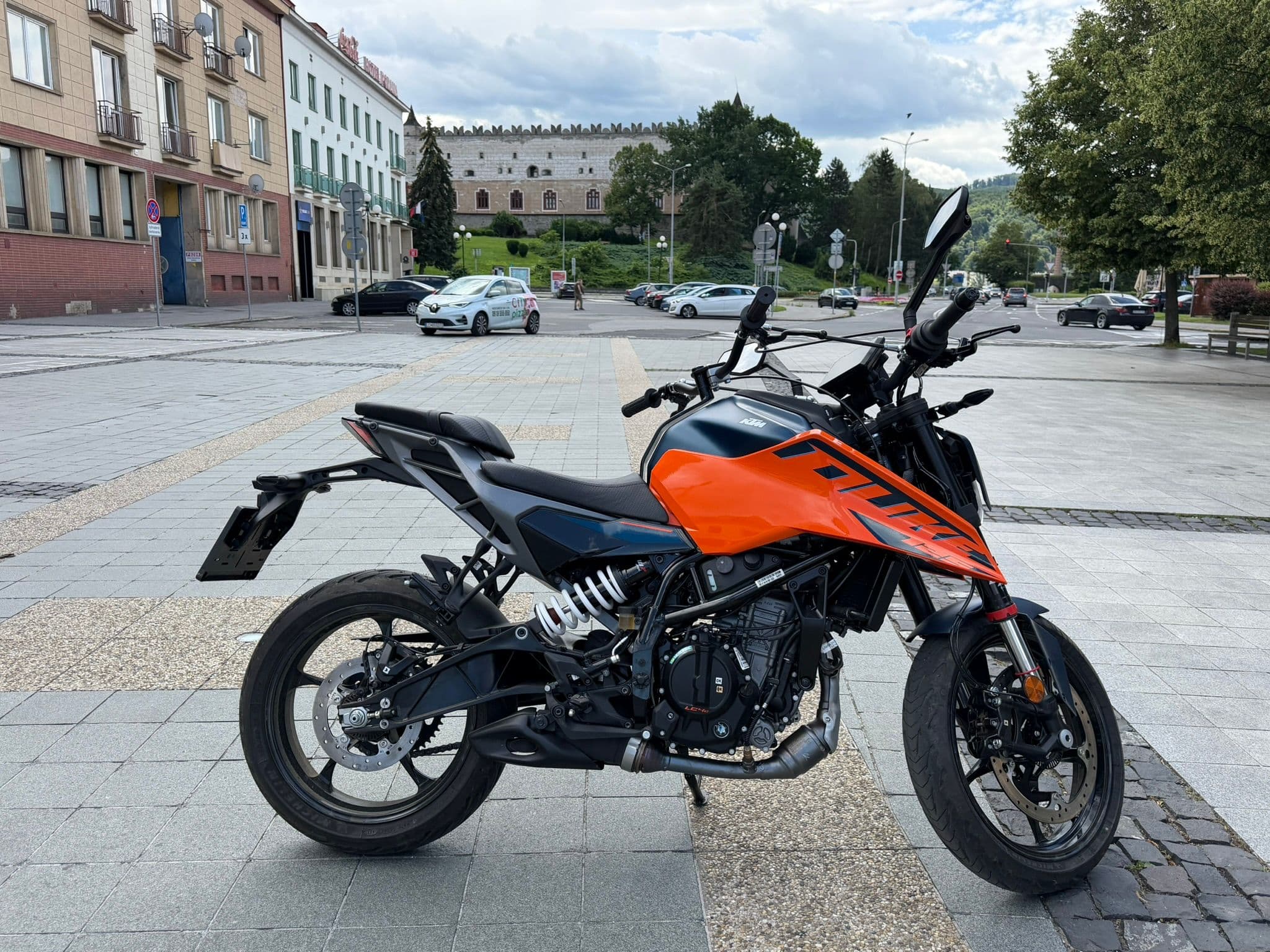 KTM Duke 125 - obrázok 1